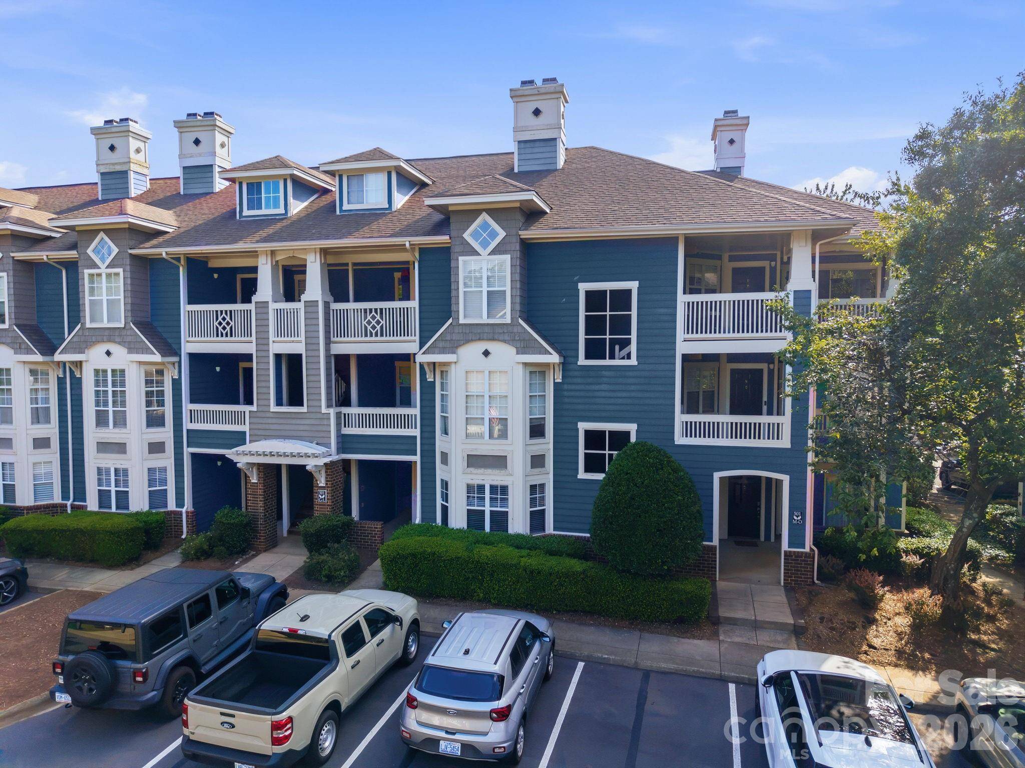501 Olmsted Park PL #H, Charlotte, NC 28203