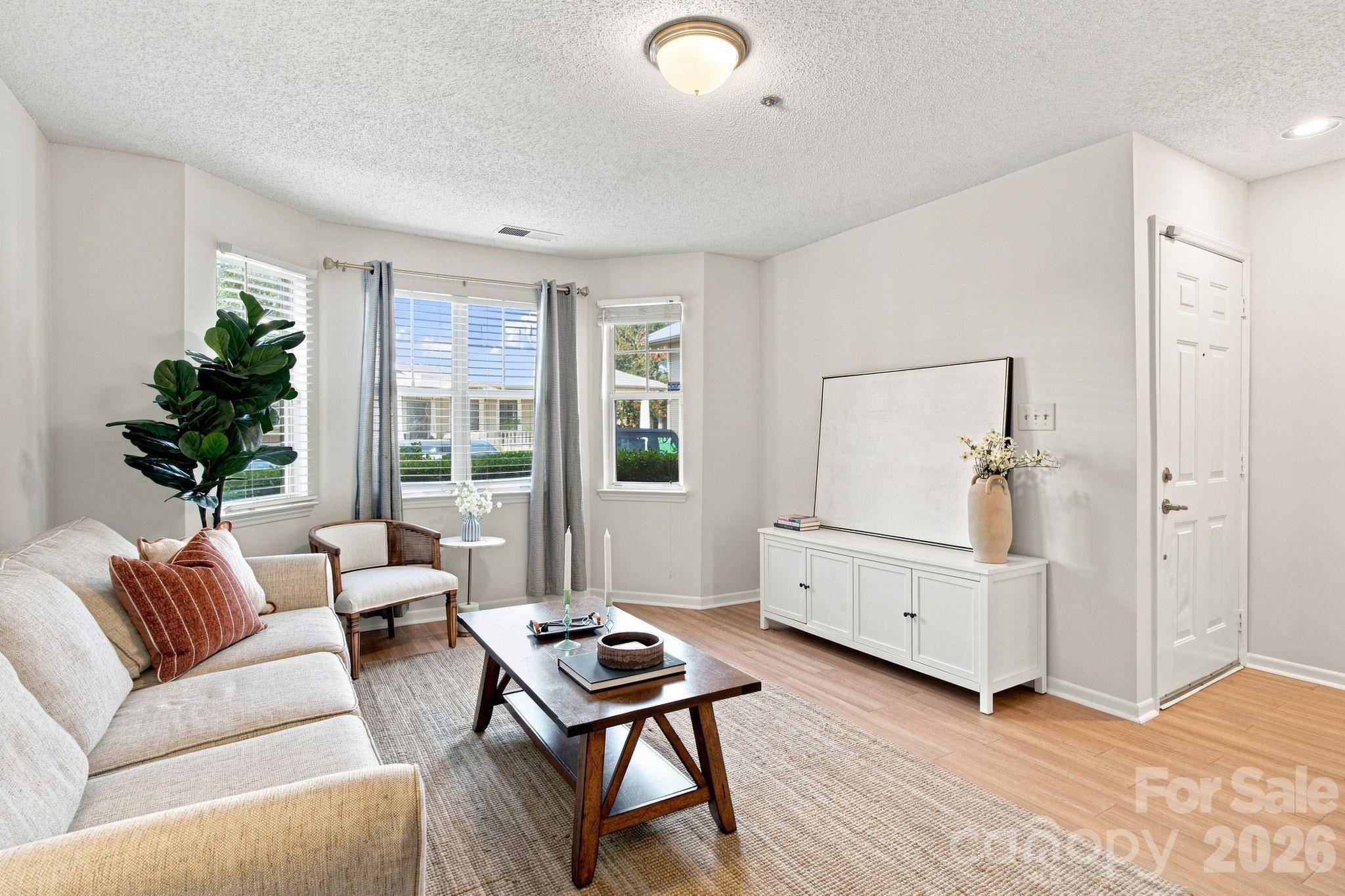 501 Olmsted Park PL #H, Charlotte, NC 28203