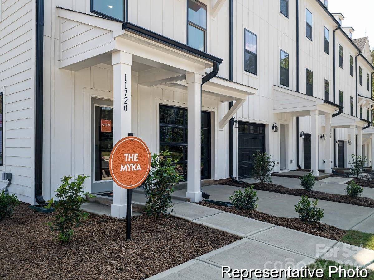 11709 Avocet ST #15, Charlotte, NC 28215