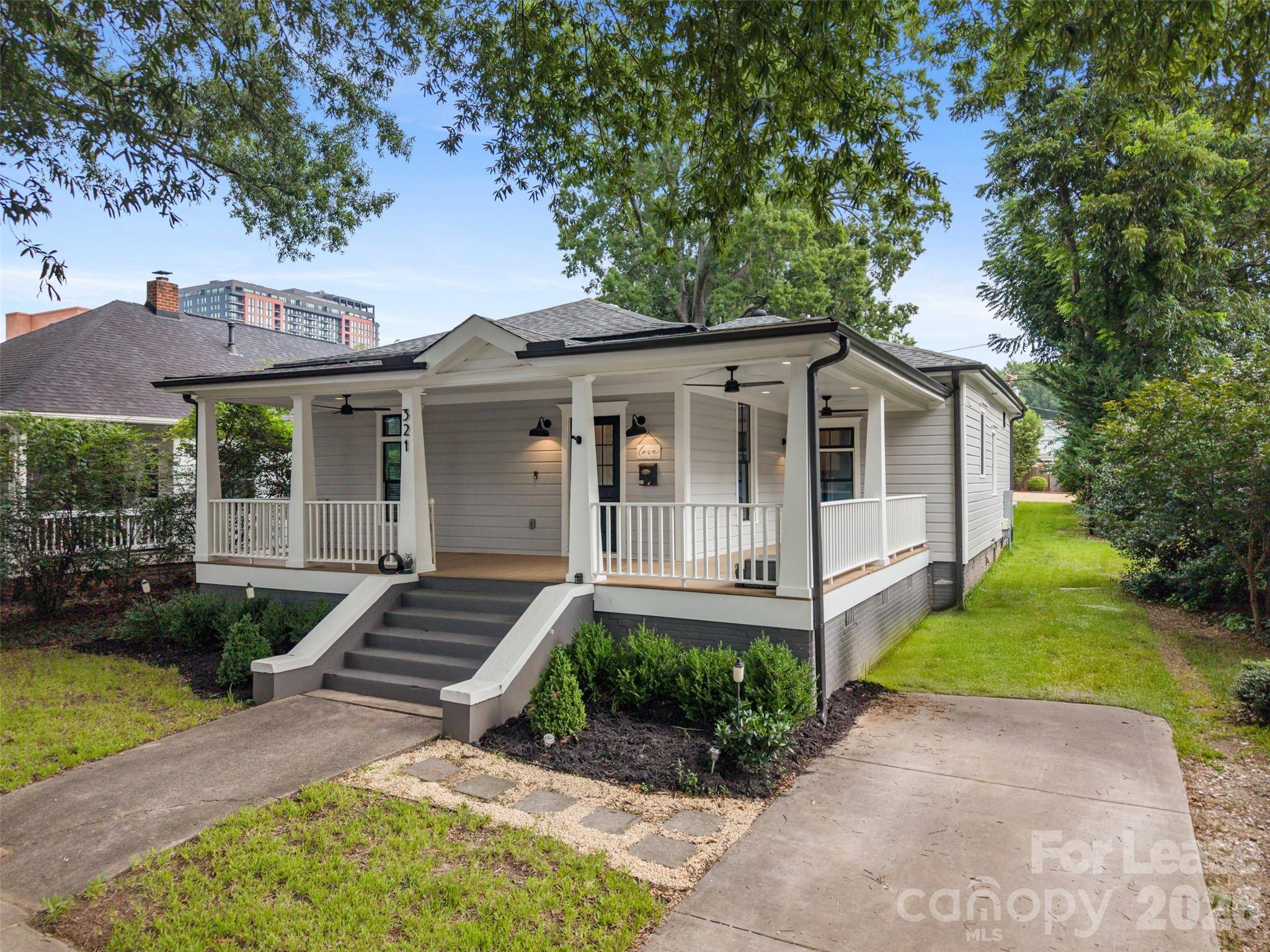 321 E Worthington AVE, Charlotte, NC 28203