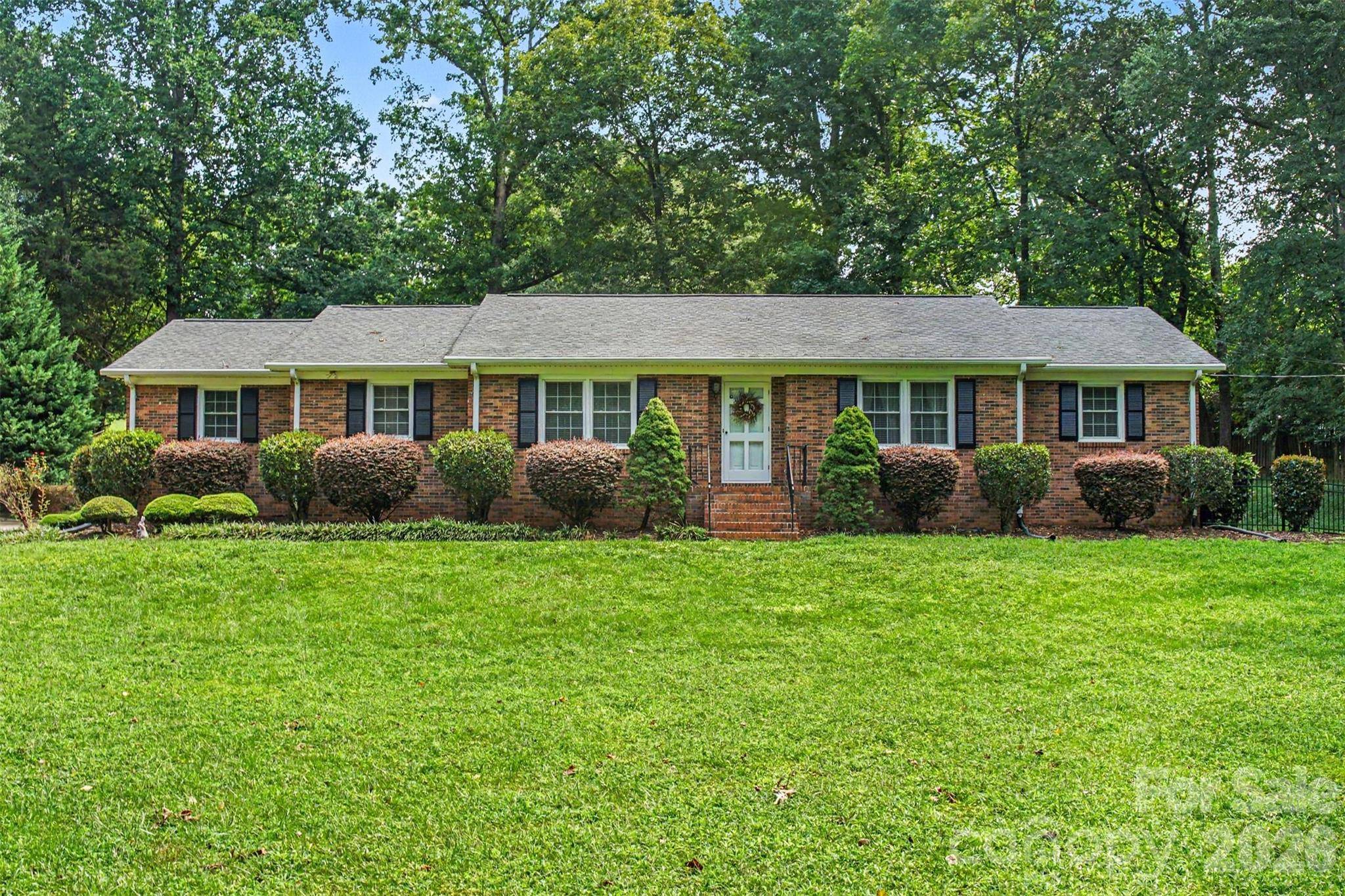 1204 Dumbarton RD #3, Gastonia, NC 28054
