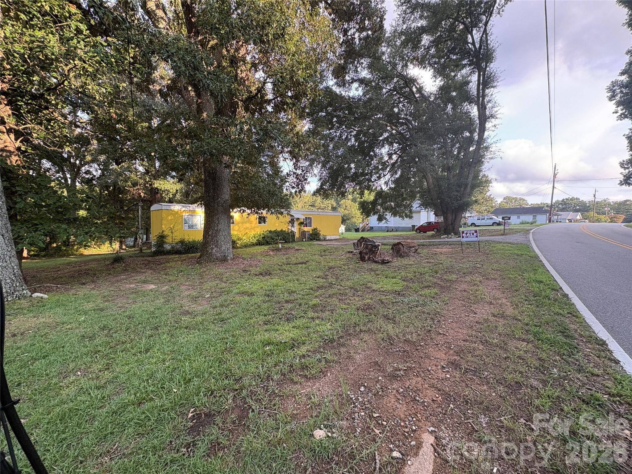 875 Hilldale DR, Lancaster, SC 29720