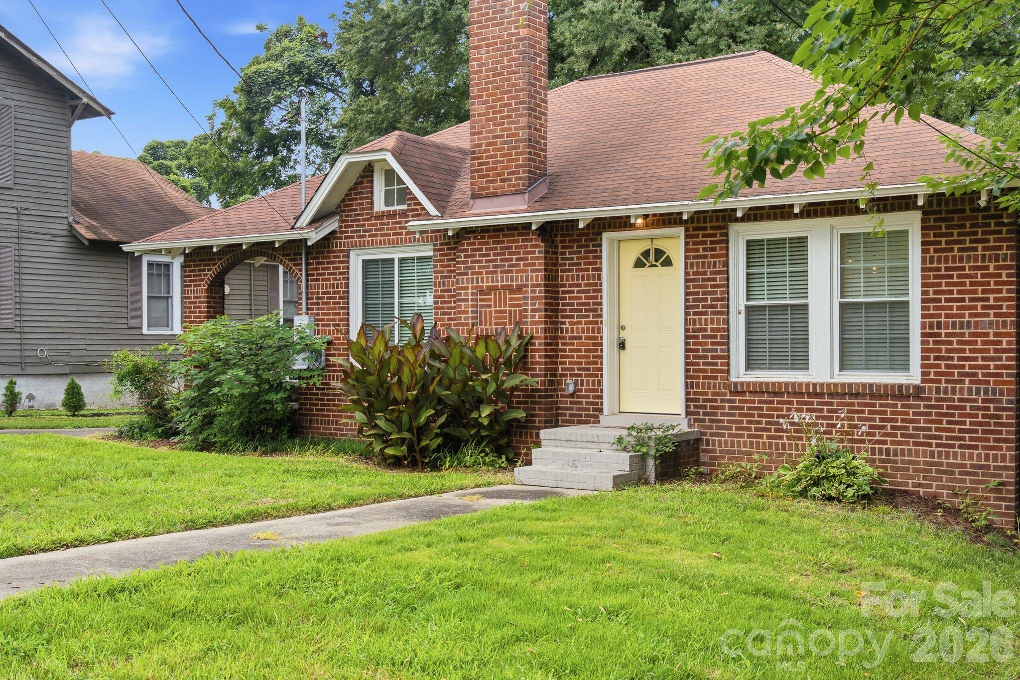626 S Green ST, Statesville, NC 28677