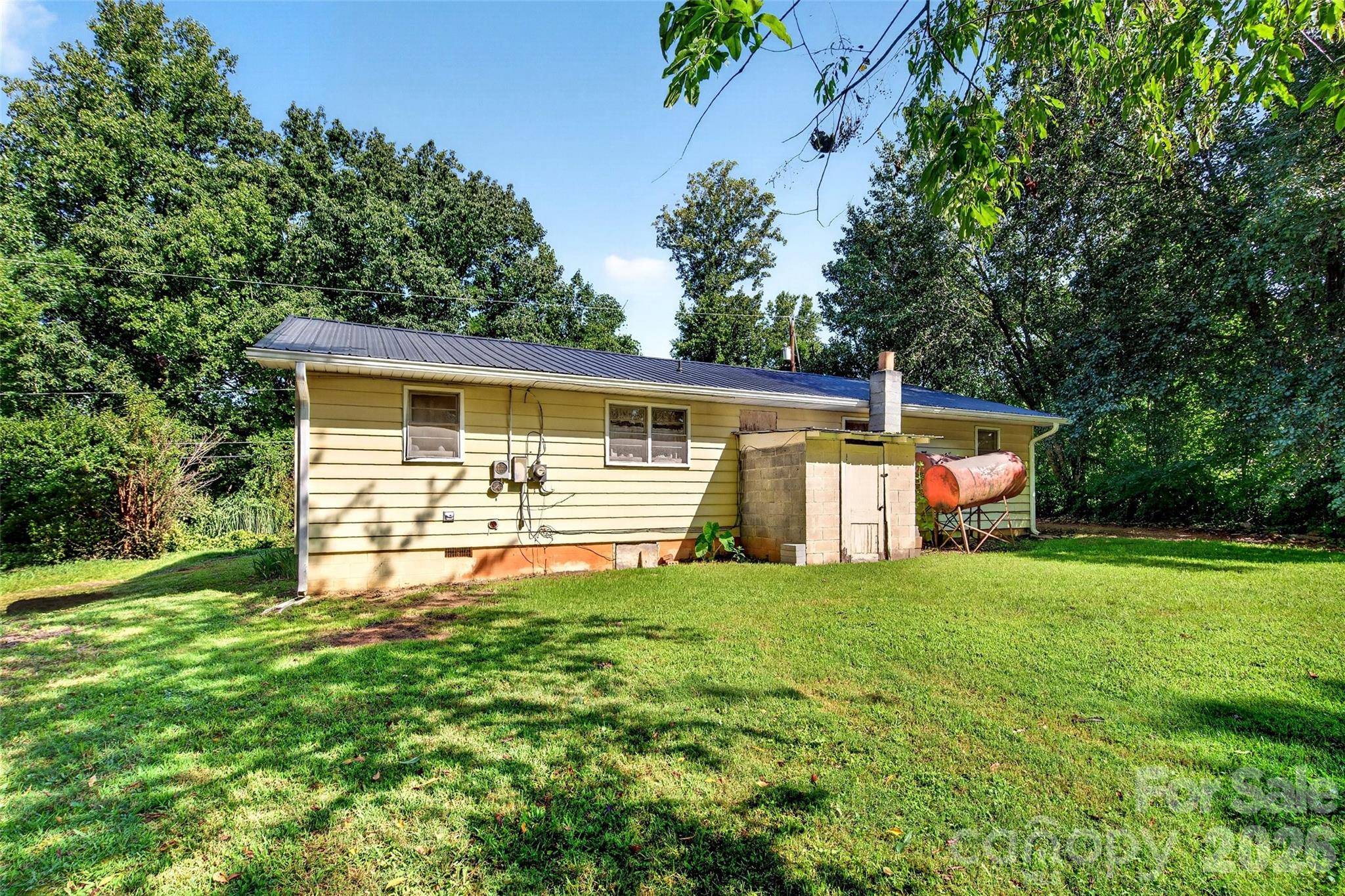 55 Edwards DR, Nebo, NC 28761