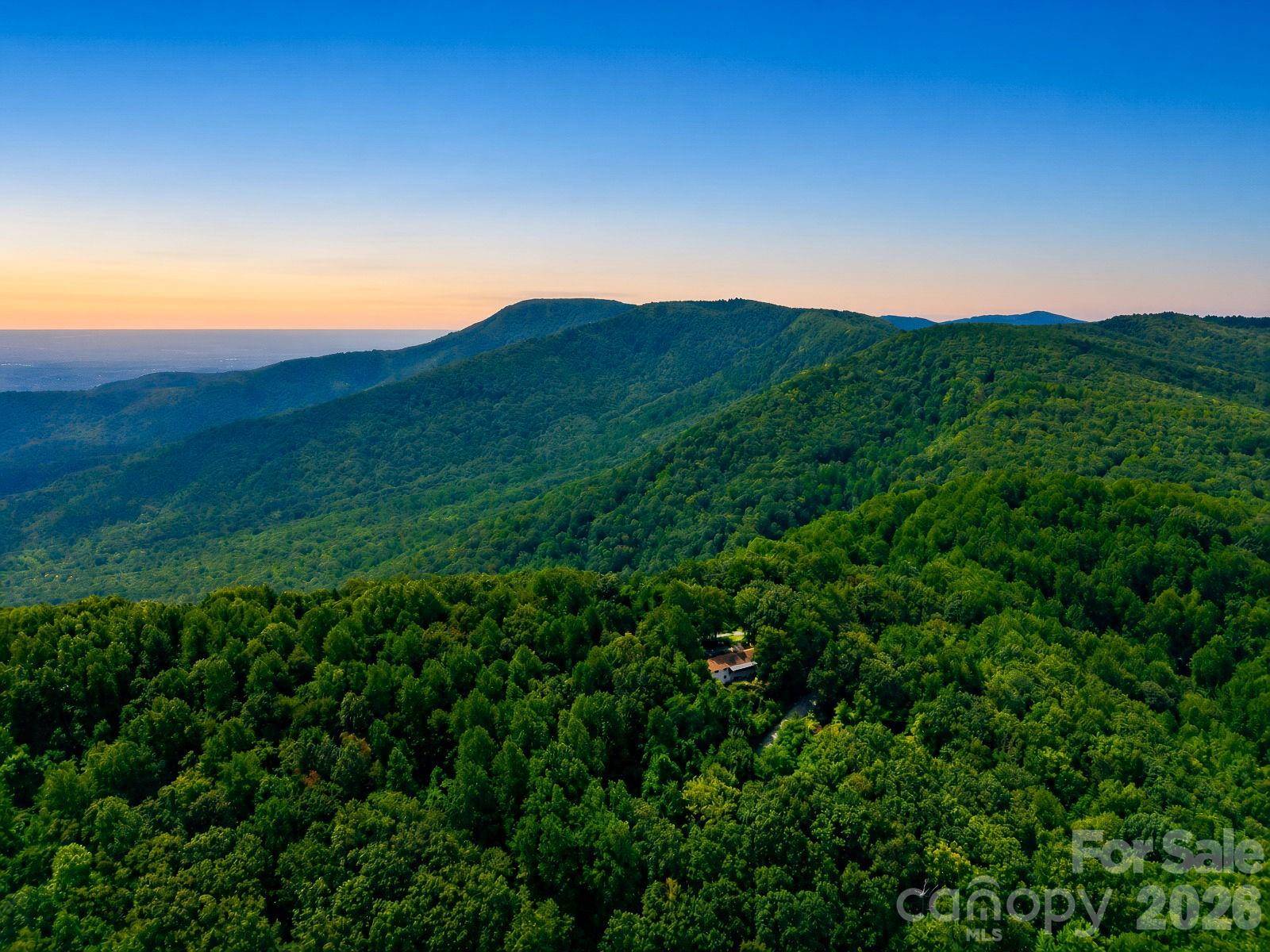 327 Summit RD, Tryon, NC 28782