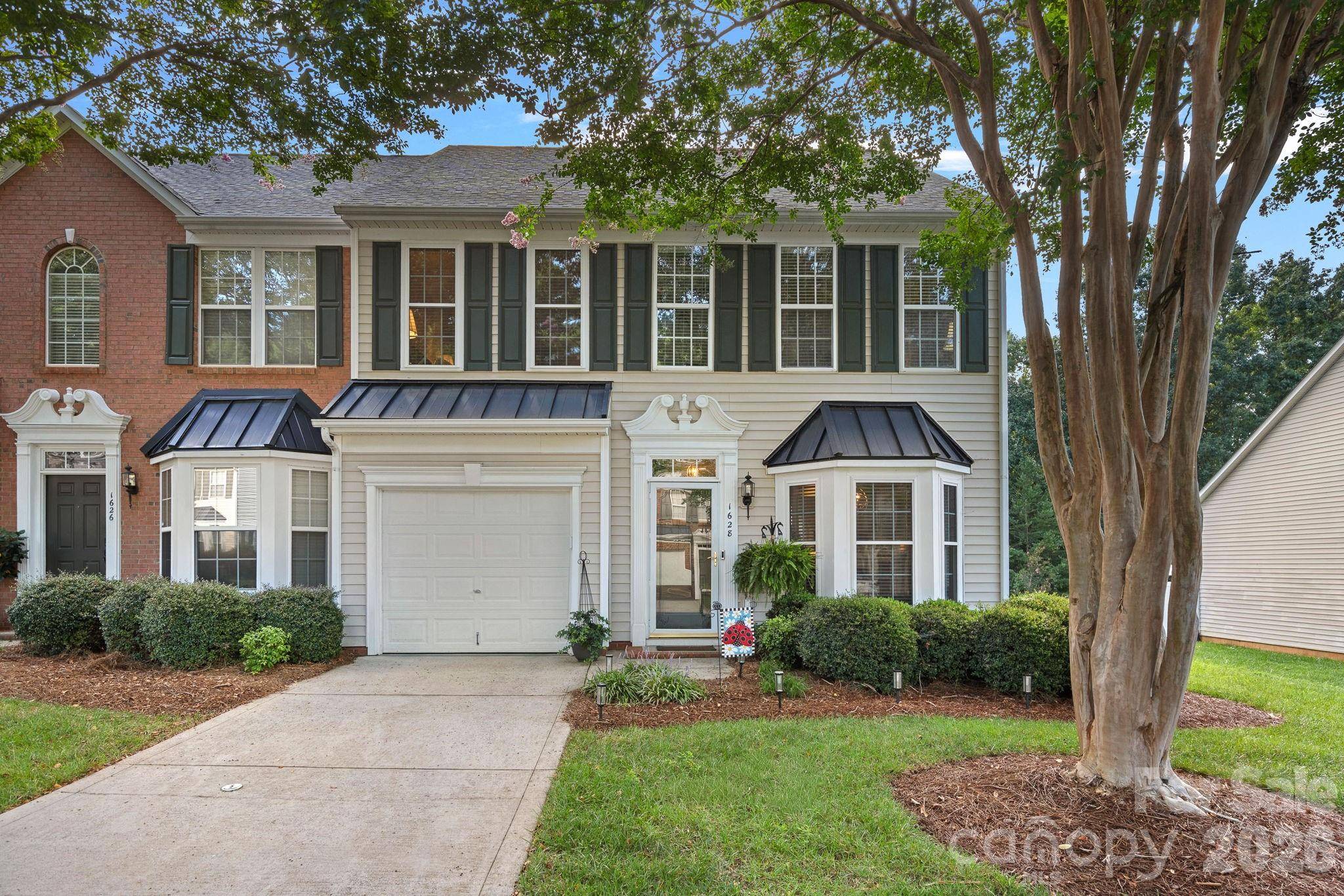 1628 Backcreek LN, Gastonia, NC 28054