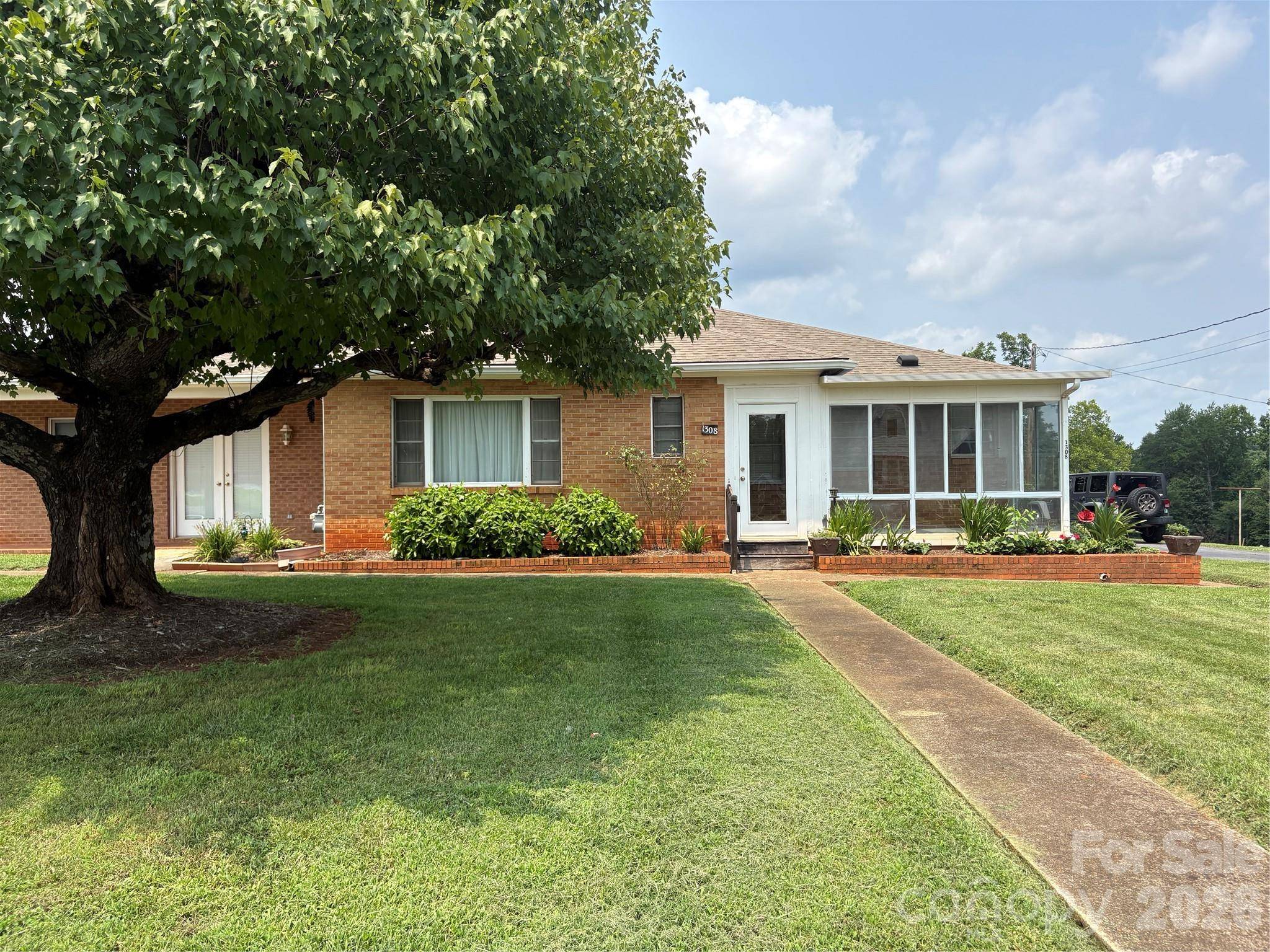 1308 Salem RD, Morganton, NC 28655