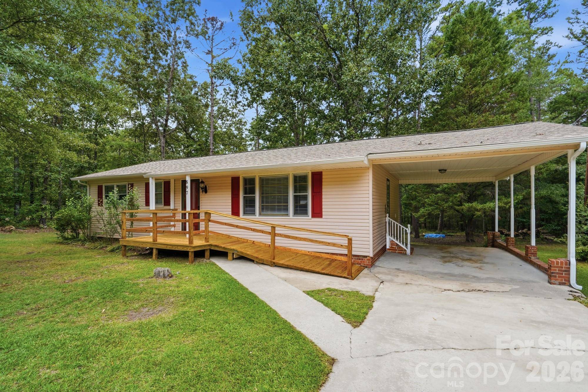 897 Community LN, Lancaster, SC 29720