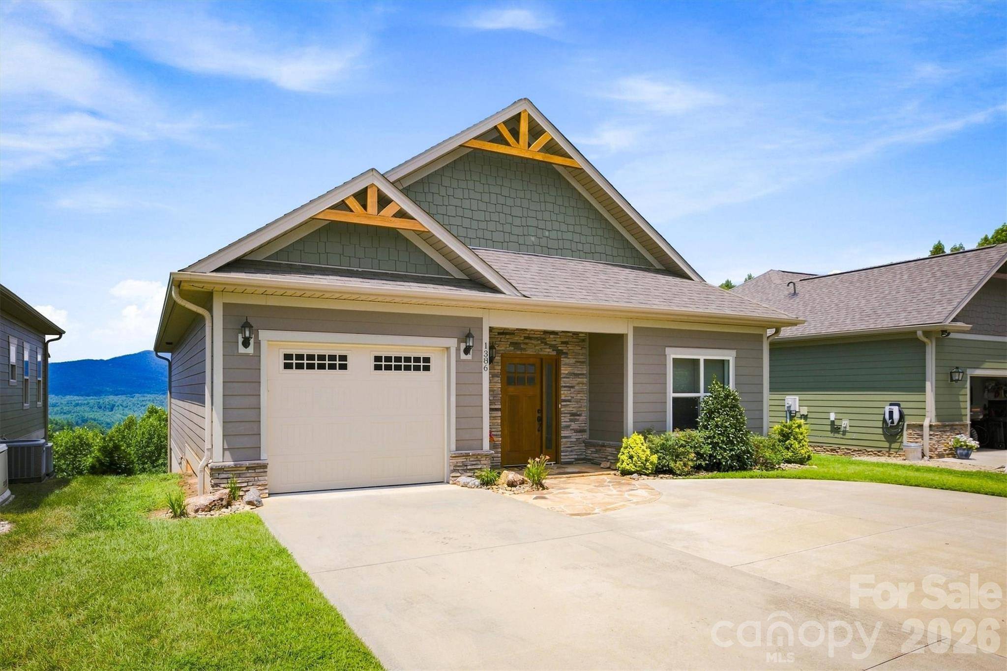 1386 River Club RDG, Lenoir, NC 28645
