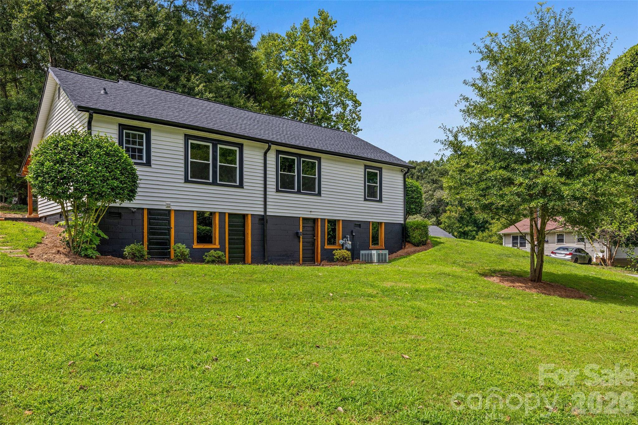 406 Green ST, Lincolnton, NC 28092