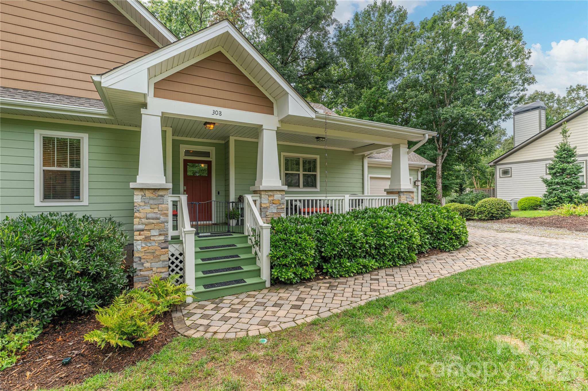 308 Fennel Dun CIR, Biltmore Lake, NC 28715