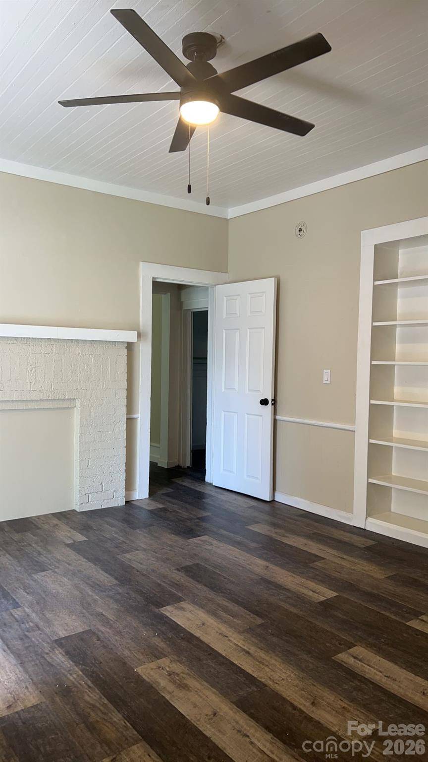 201 E 3rd AVE, Gastonia, NC 28052