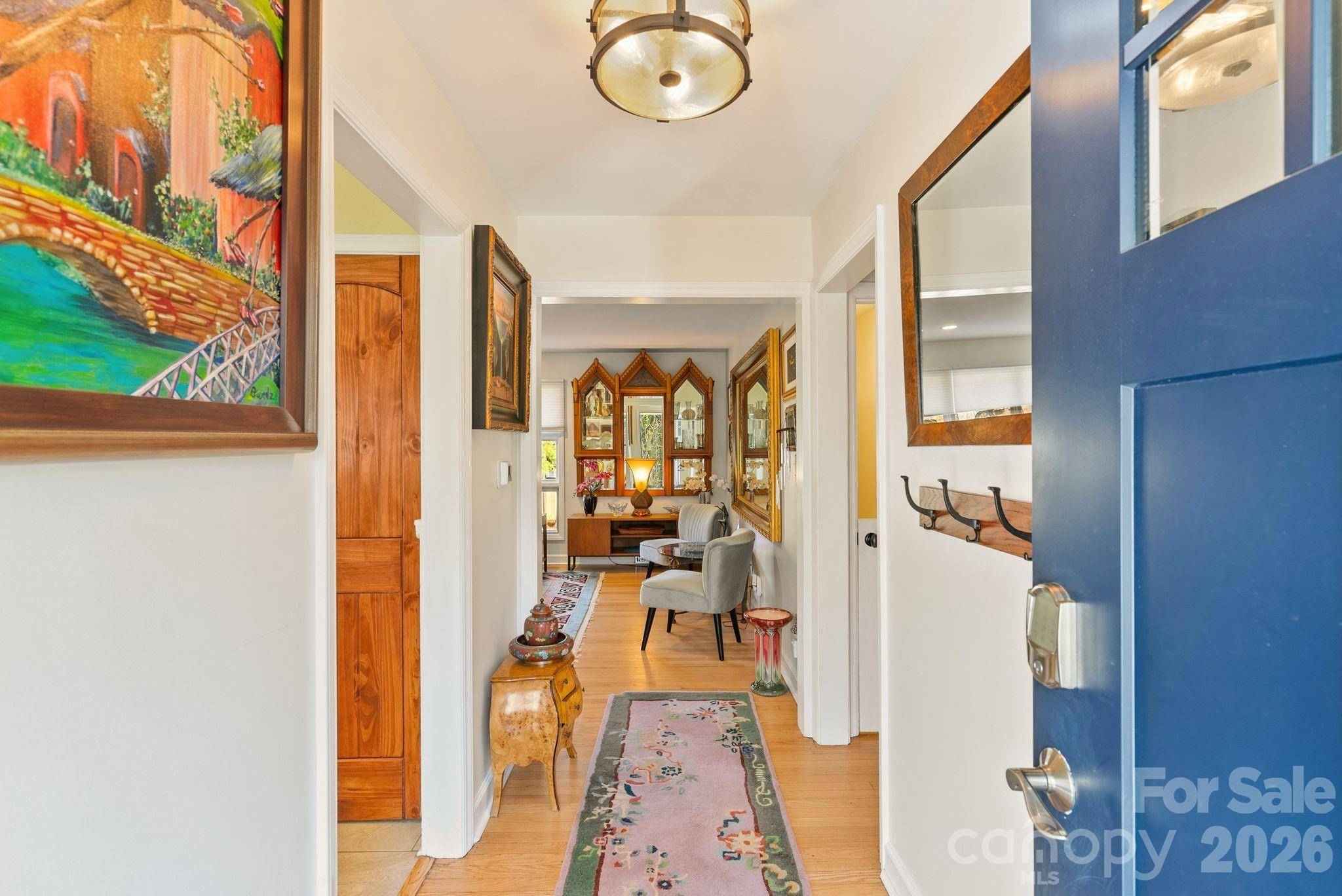 2 Bevlyn DR, Asheville, NC 28803