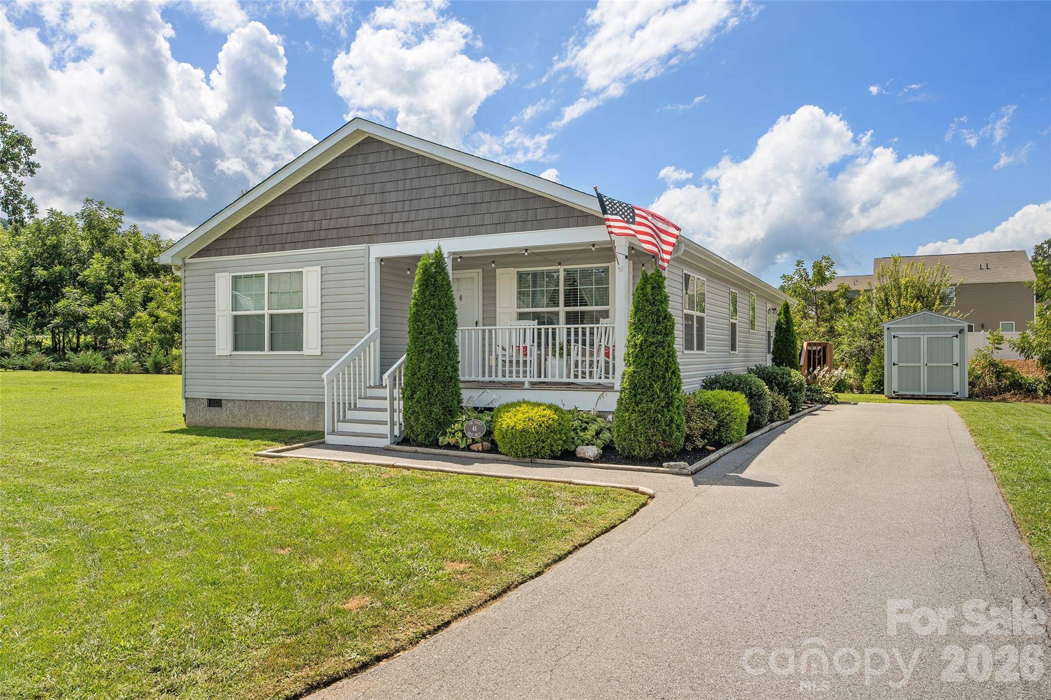 46 Janie DR, Clyde, NC 28721