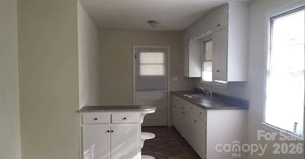 123 Larchwood DR, Columbia, SC 29203