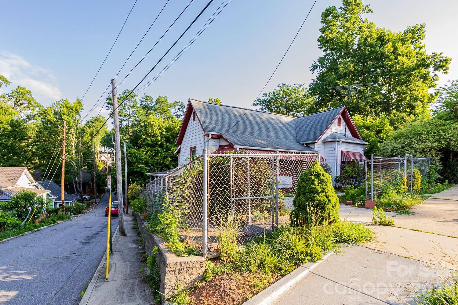 91 Clingman AVE, Asheville, NC 28801