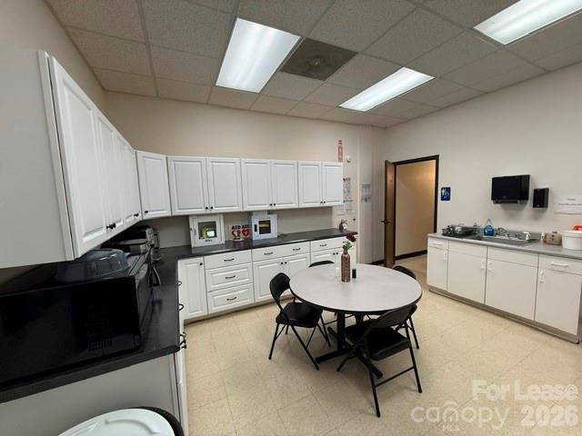 1232 Commerce ST SW, Conover, NC 28613