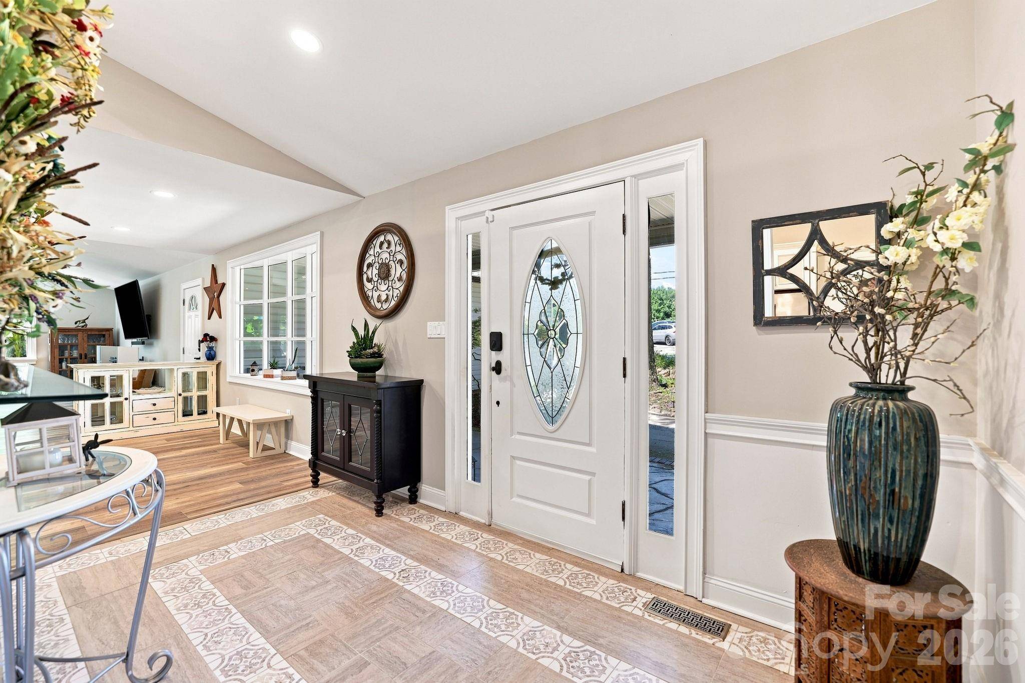 205 Dornoch DR, Matthews, NC 28104