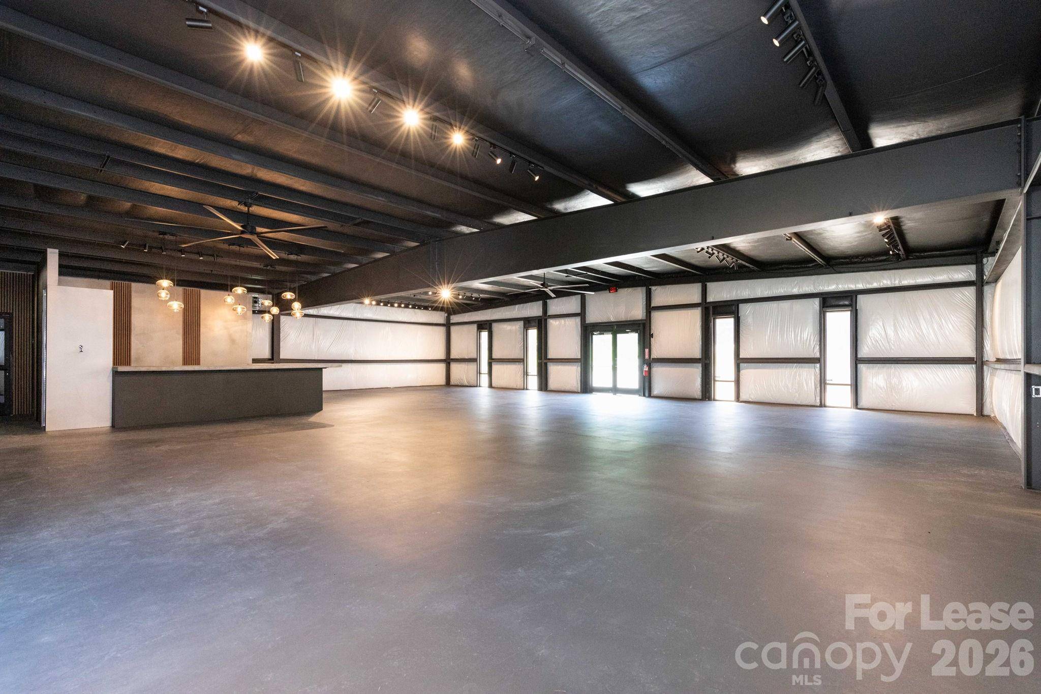 22 Stoner RD, Asheville, NC 28803