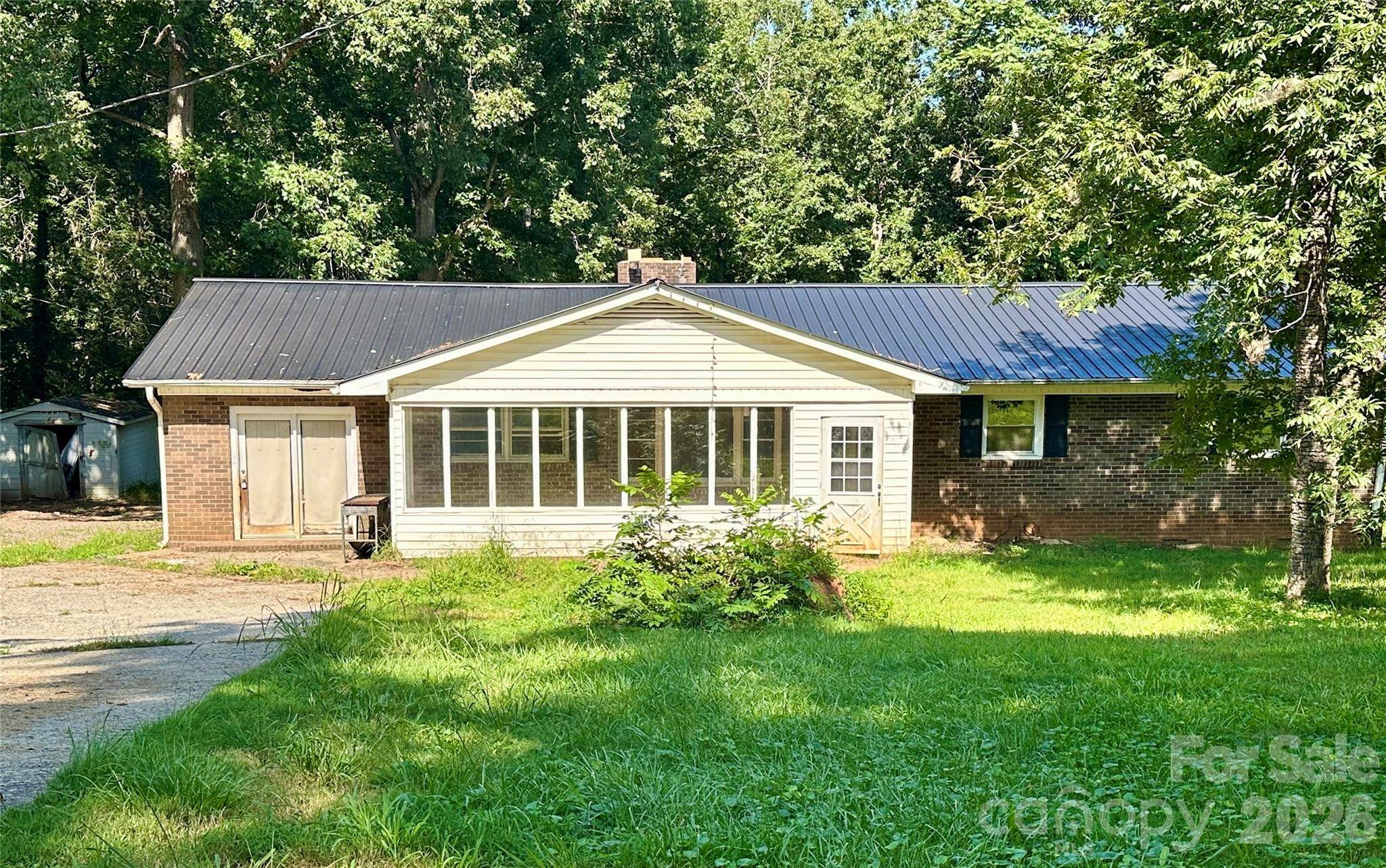 886 Pearidge RD, Bostic, NC 28018