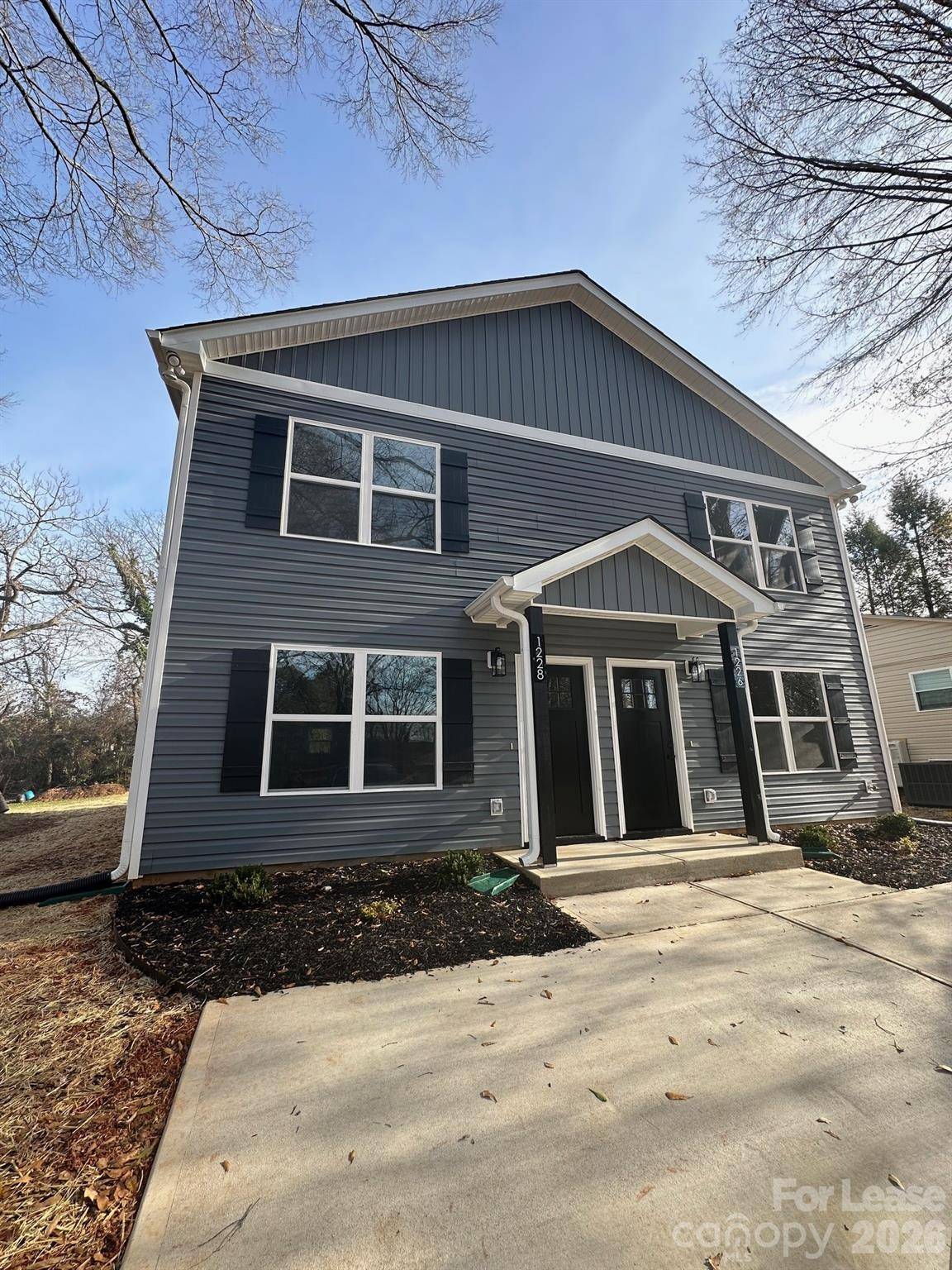 1226 4th Street LN NE, Hickory, NC 28601