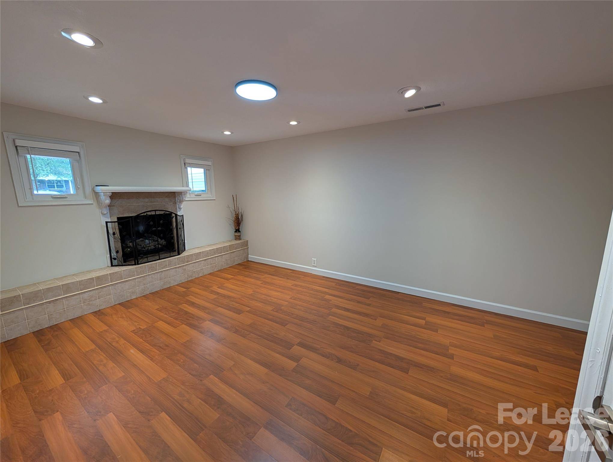 702 Dogwood LN, Rockingham, NC 28379