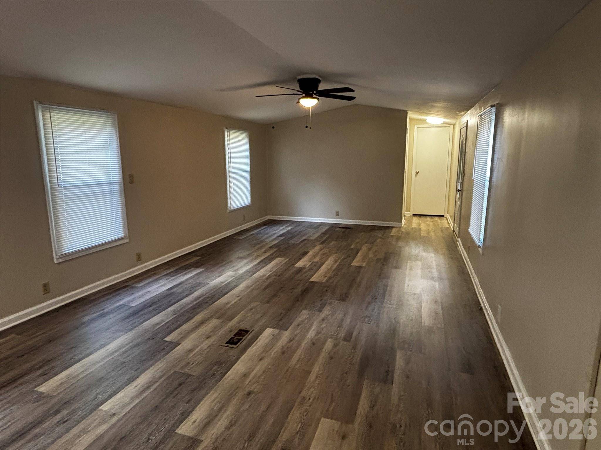 233 Starlight DR, Lincolnton, NC 28092