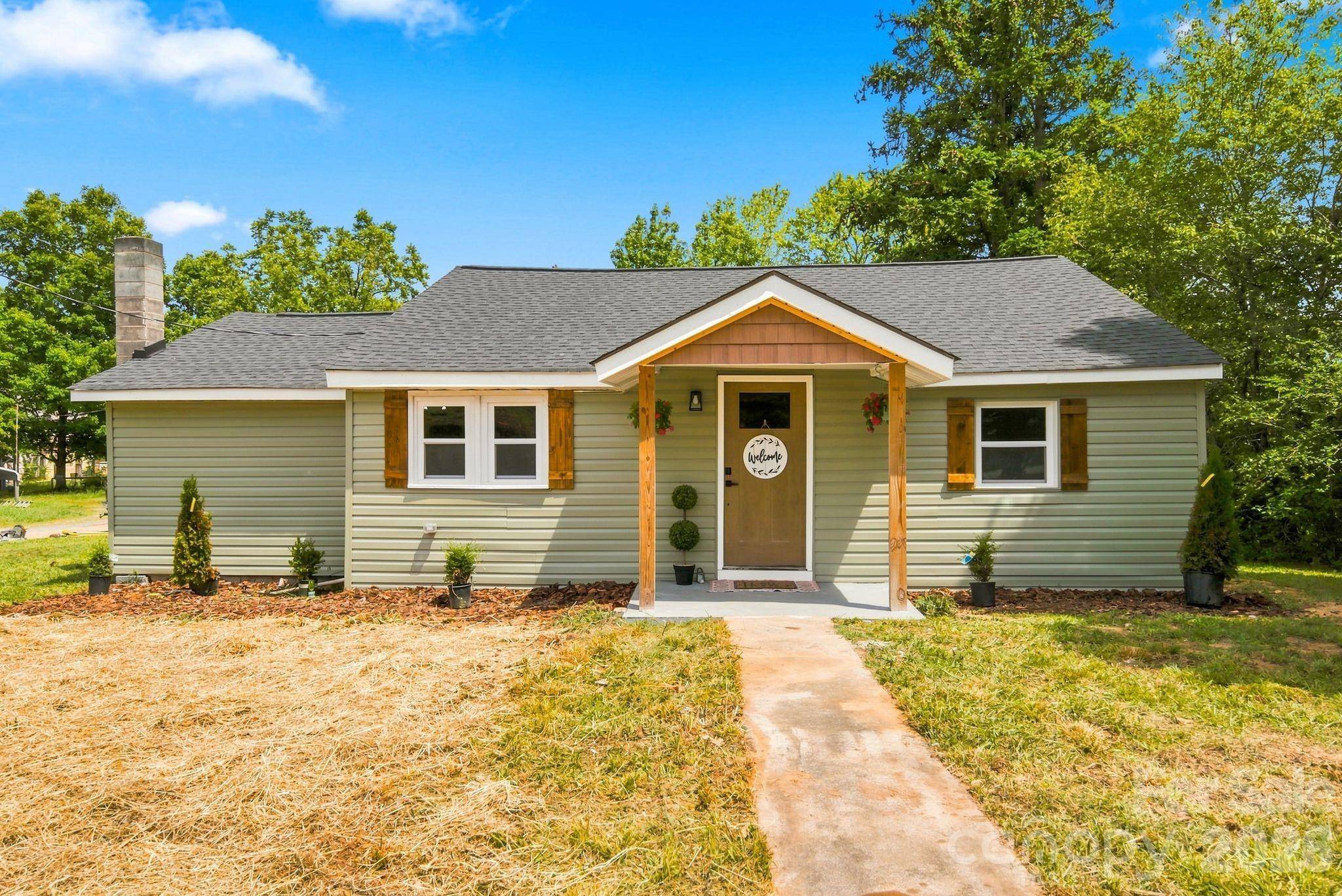 1325 King RD, Salisbury, NC 28146