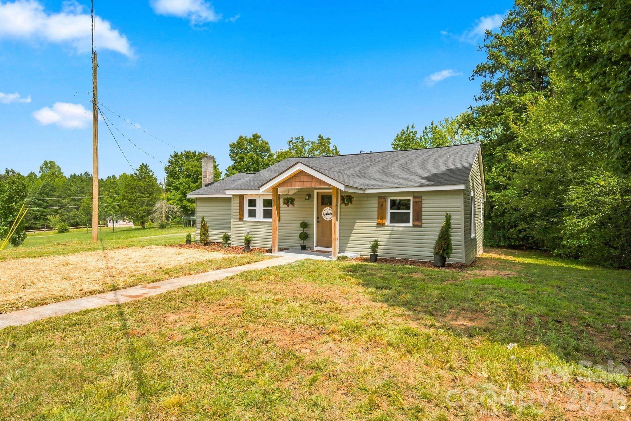1325 King RD, Salisbury, NC 28146
