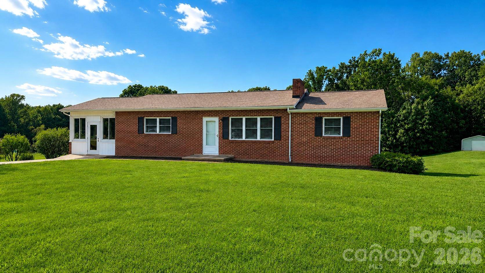 2372 Jamestown RD, Morganton, NC 28655
