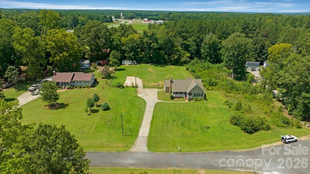 2827 E Pinewood RD, Chester, SC 29706