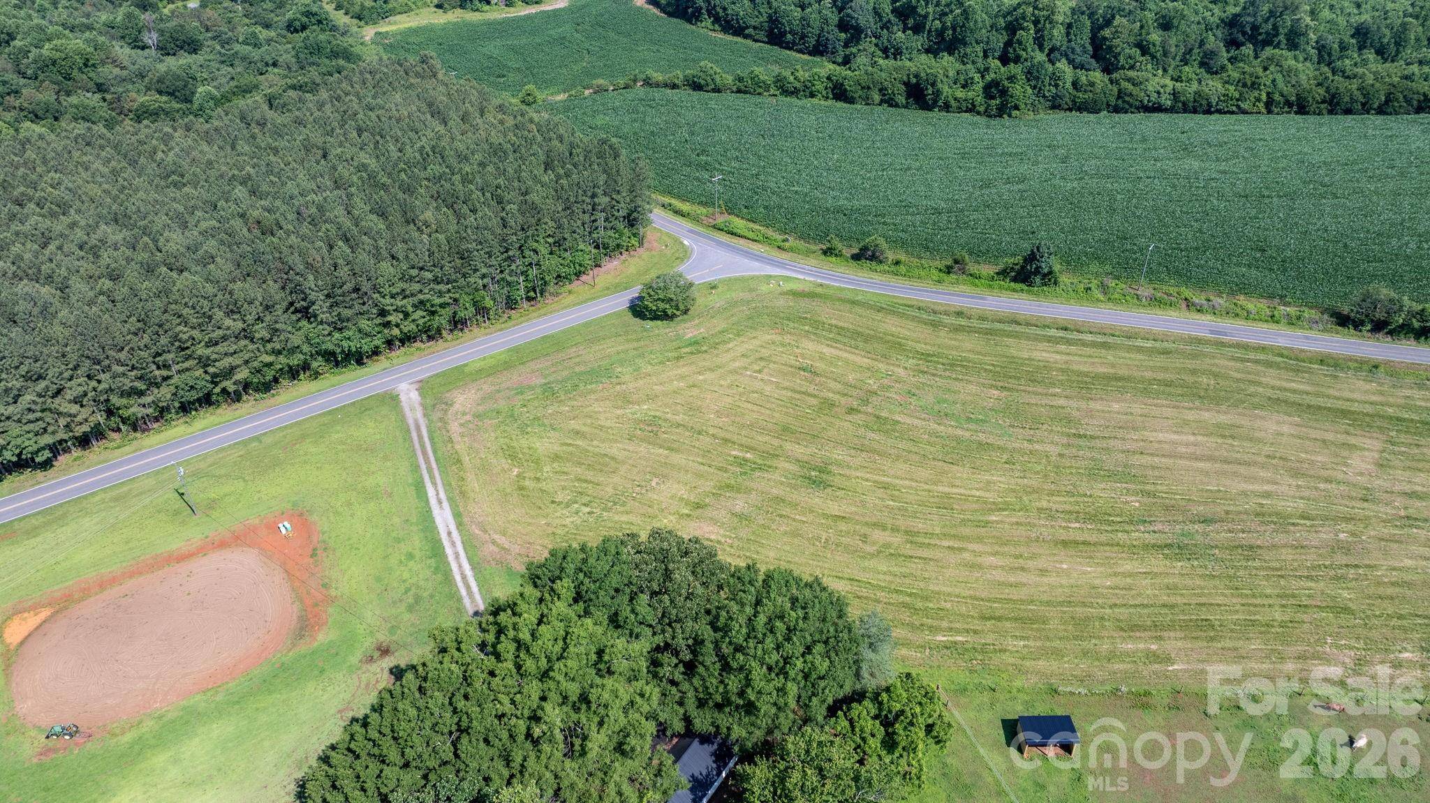 594 Rash RD, Olin, NC 28660