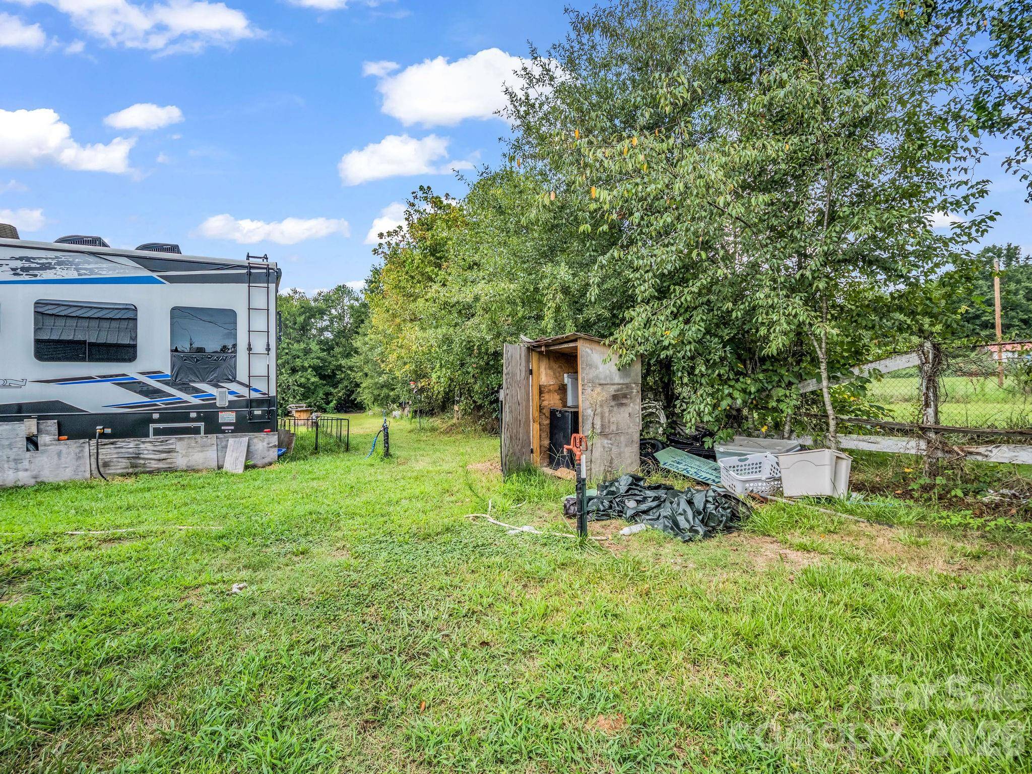 588 Hog Pen Branch RD, Mooresboro, NC 28114