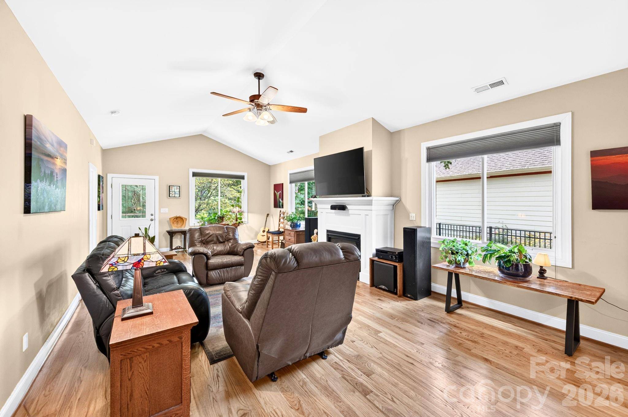 22 Banks Town RD, Weaverville, NC 28787