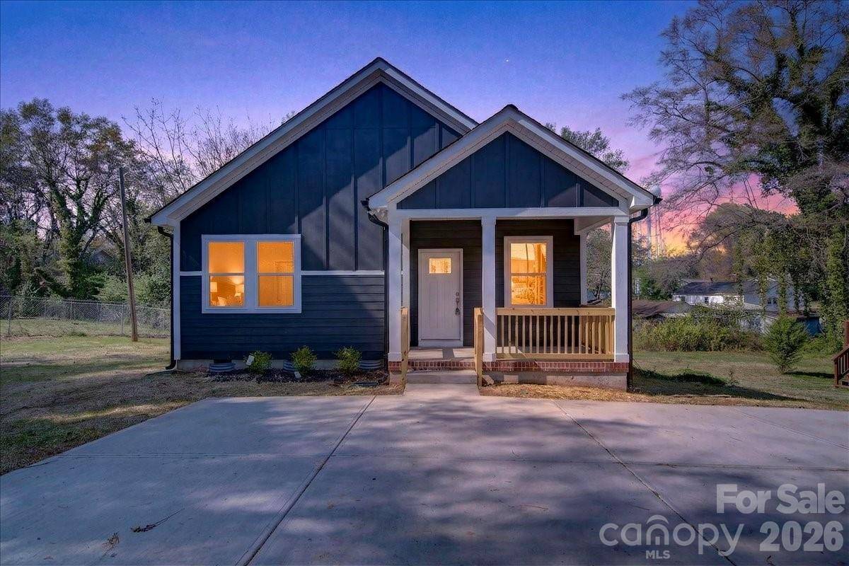 811 Craig PL, Shelby, NC 28150
