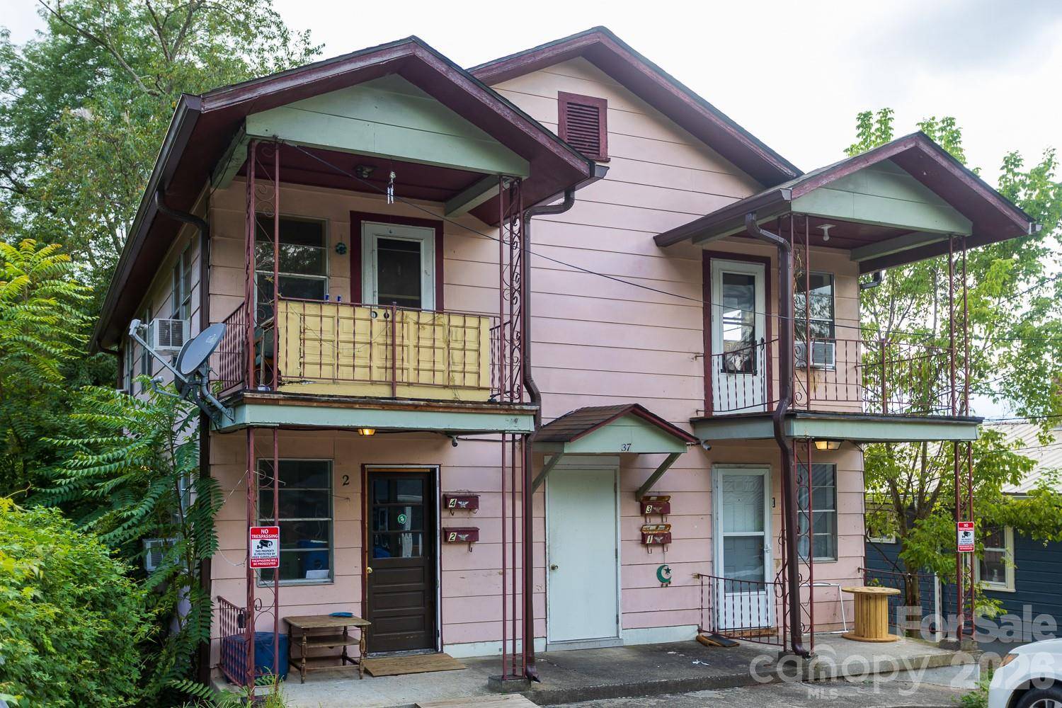 37 Water ST, Asheville, NC 28801