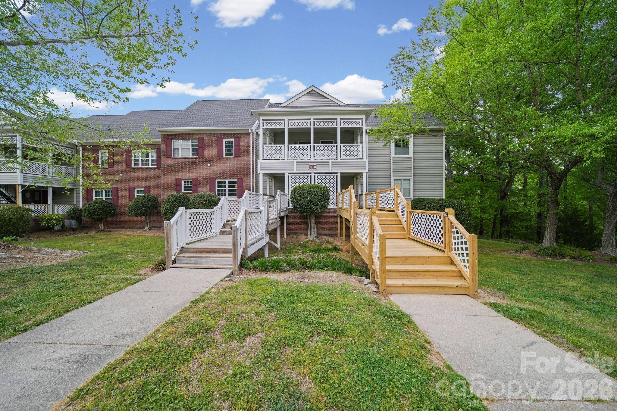503 Gooseneck DR #B2, Cary, NC 27513