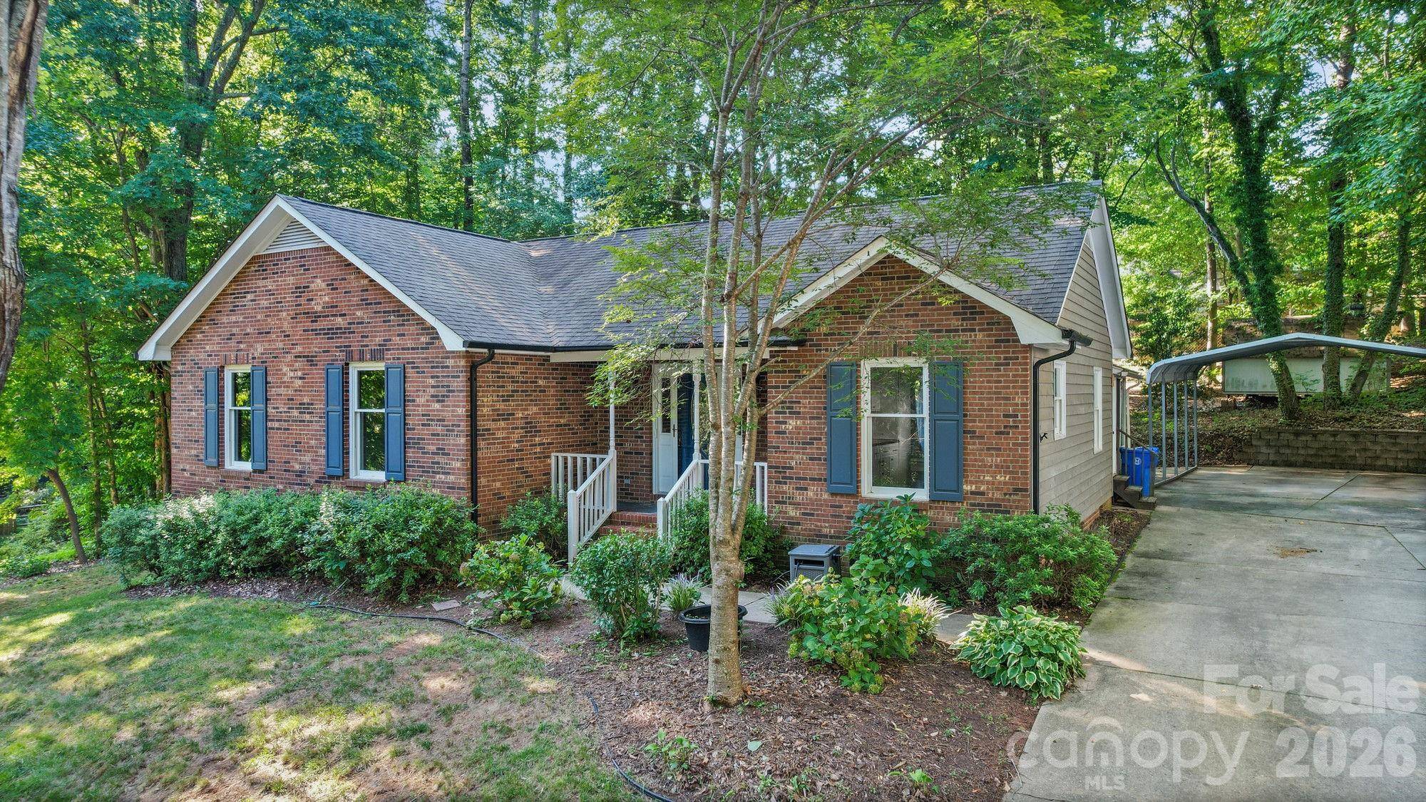 821 Deer Path PL, Mooresville, NC 28115