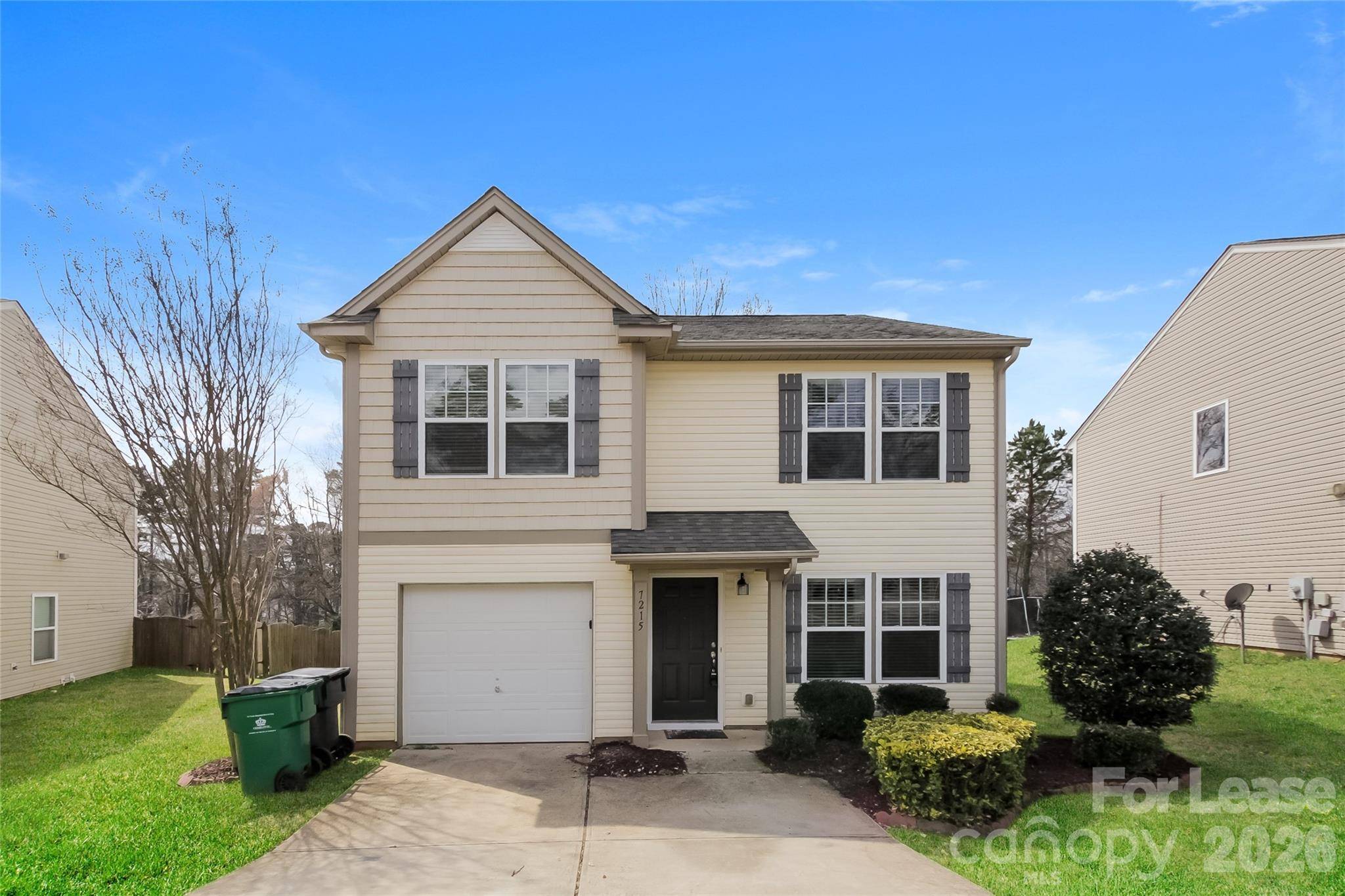 7215 Waldon Park LN, Charlotte, NC 28214