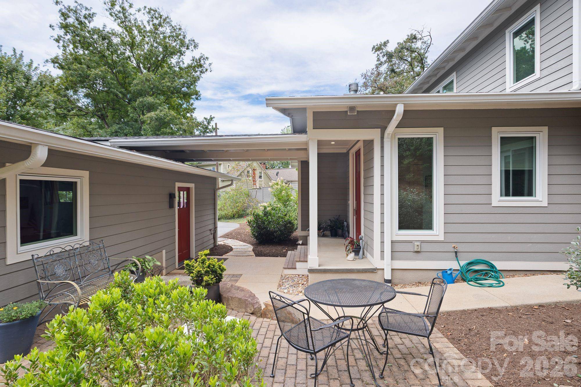 497 Kimberly AVE, Asheville, NC 28804