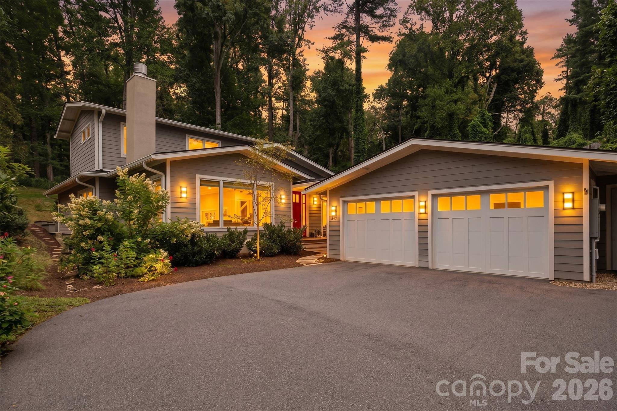 497 Kimberly AVE, Asheville, NC 28804