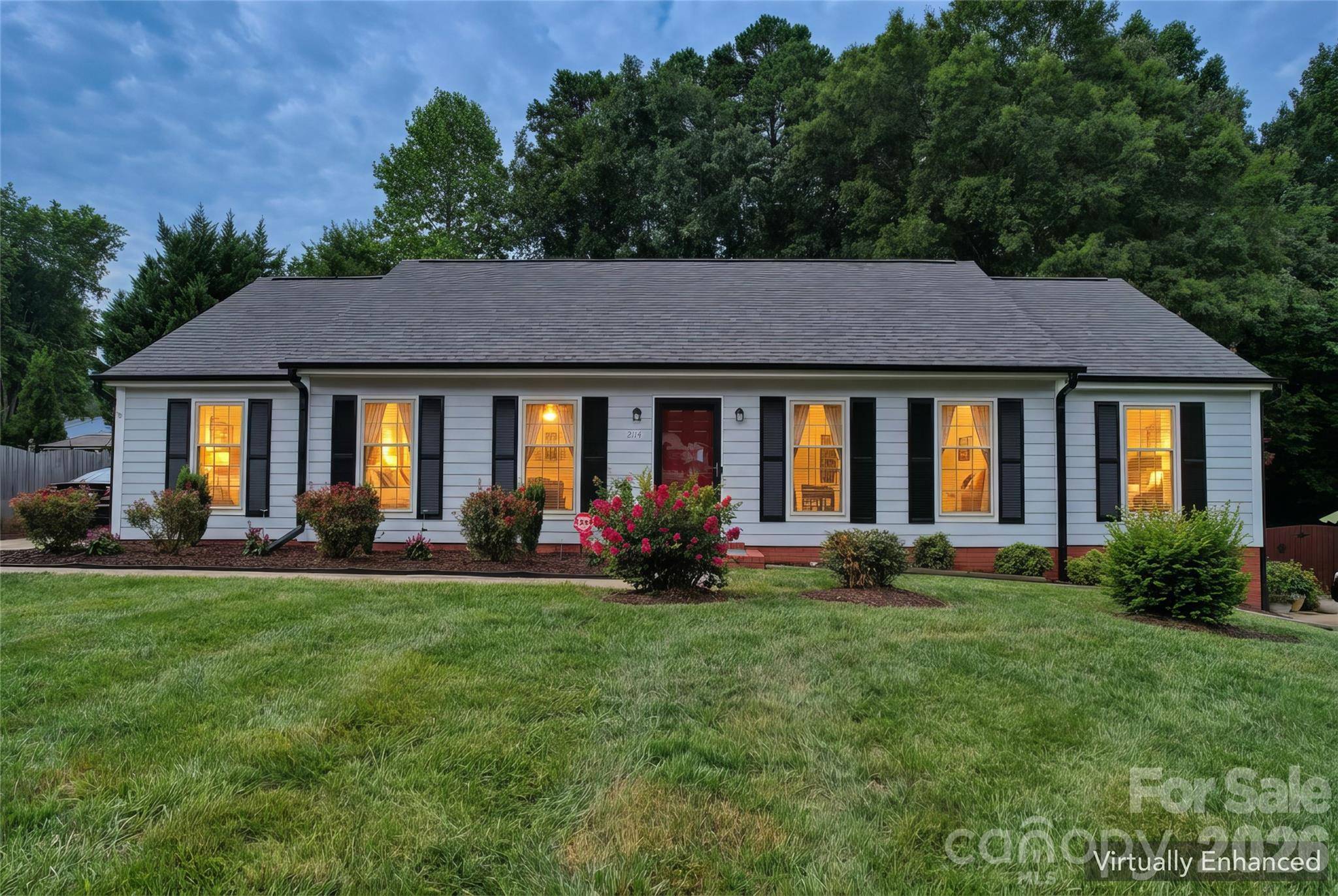 2114 Varden CT, Charlotte, NC 28208