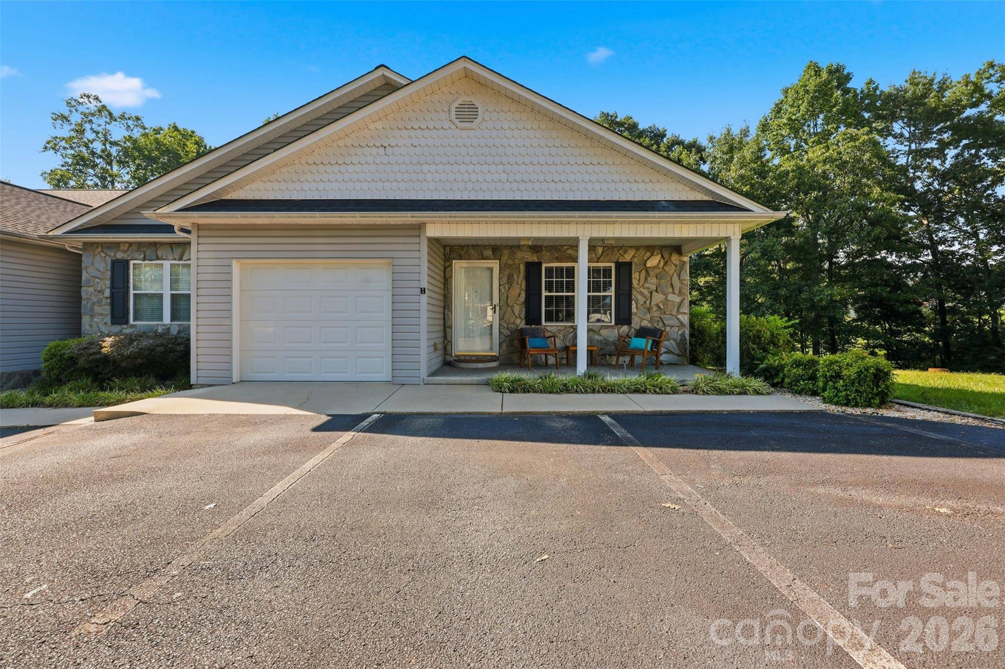 351 School DR, Taylorsville, NC 28681