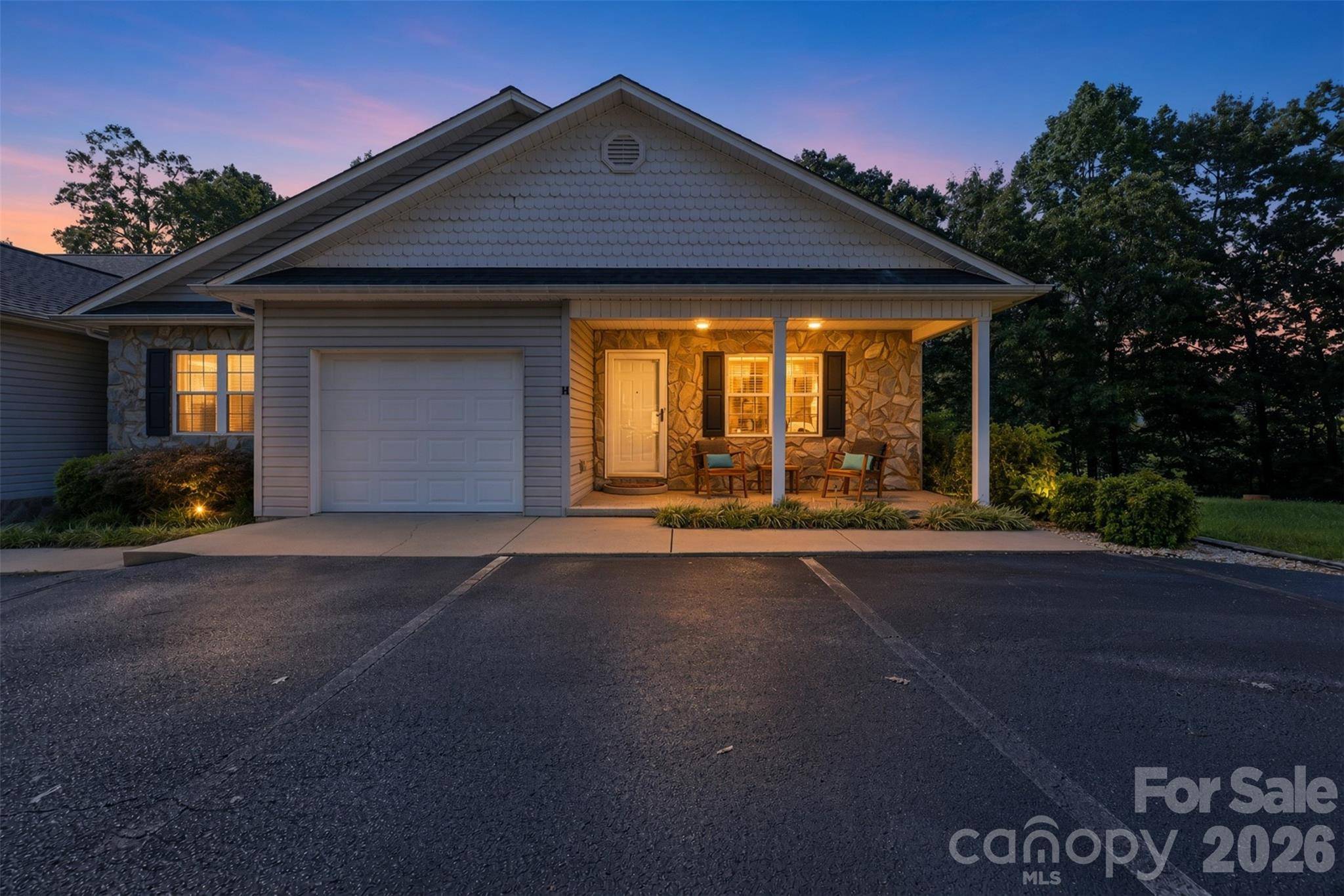 351 School DR, Taylorsville, NC 28681