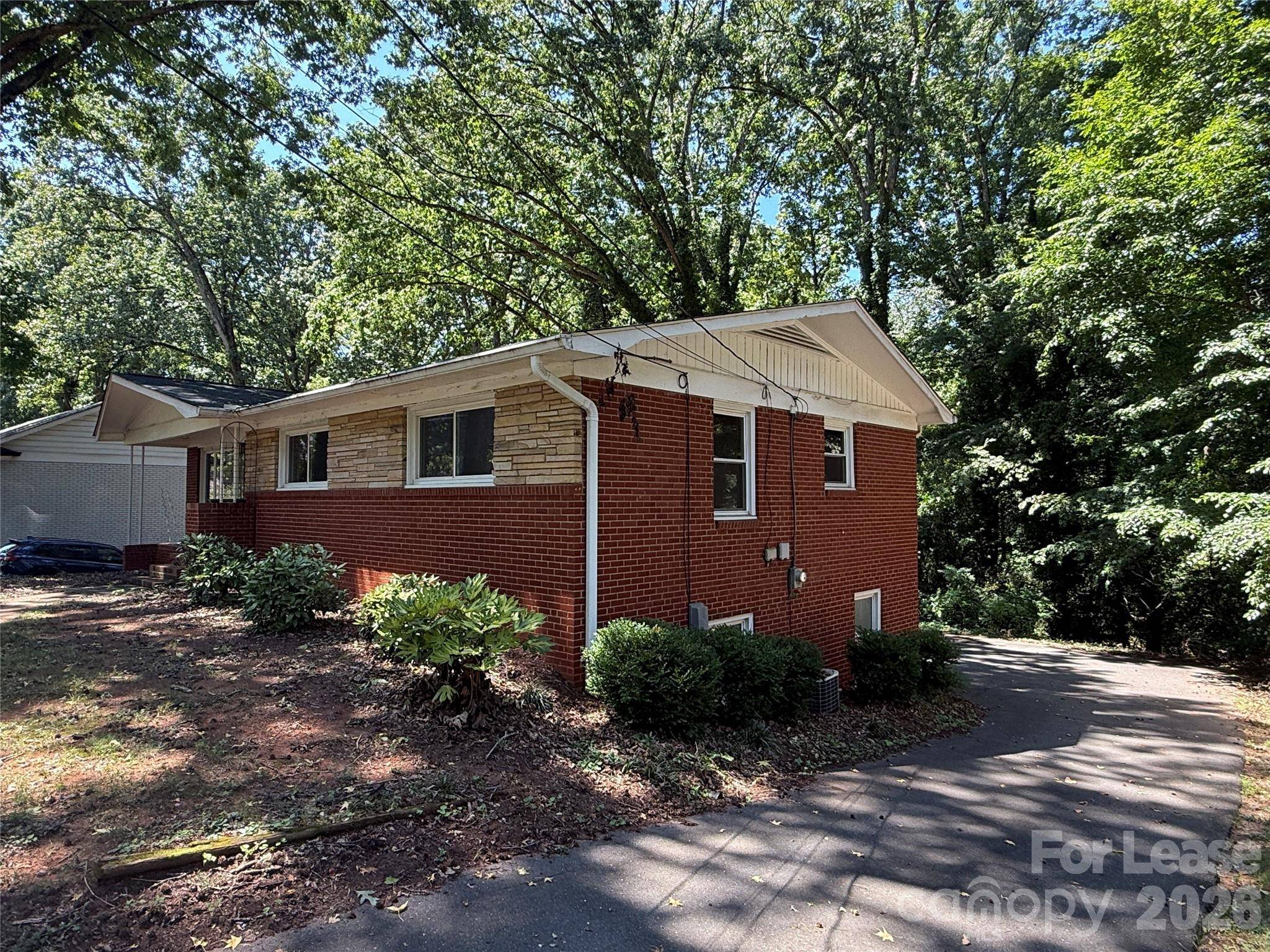 6228 Candlewood DR, Charlotte, NC 28210