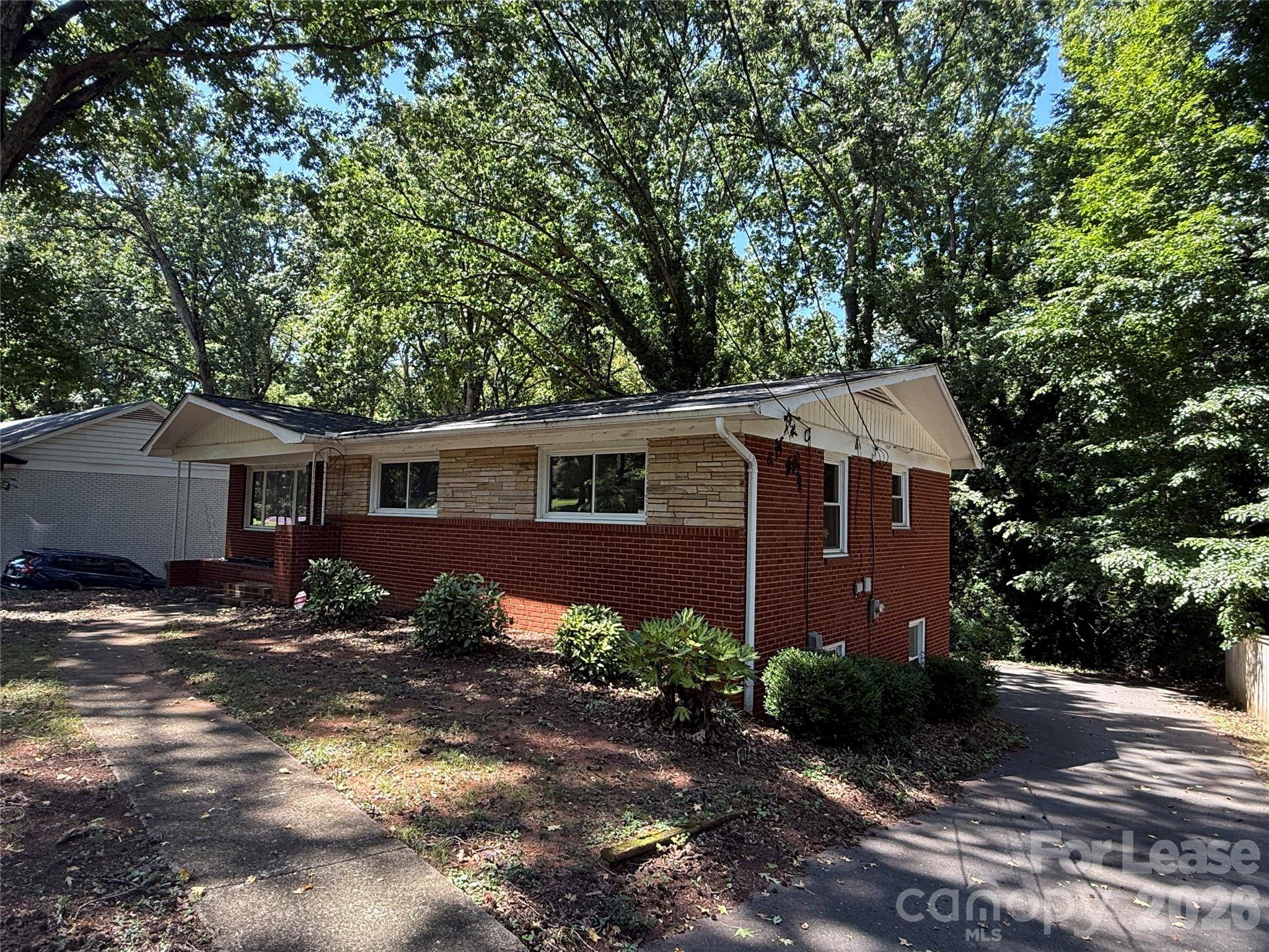 6228 Candlewood DR, Charlotte, NC 28210