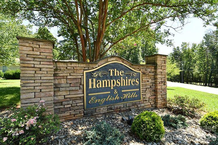 118 Peterborough DR, Mooresville, NC 28115