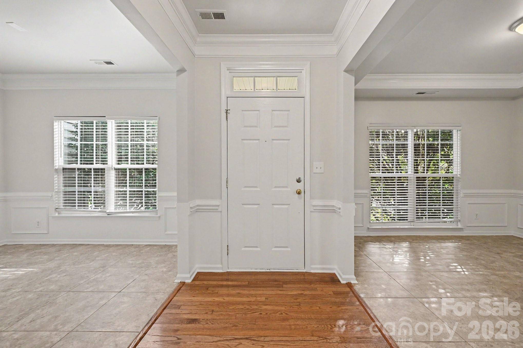 400 Amersham LN, Waxhaw, NC 28173