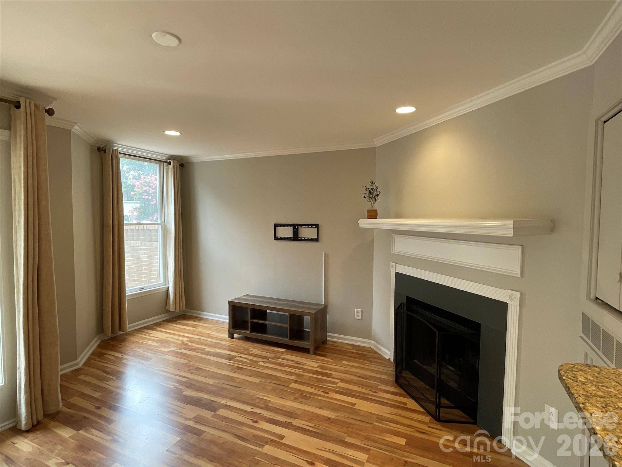 300 S Cedar ST #3, Charlotte, NC 28202