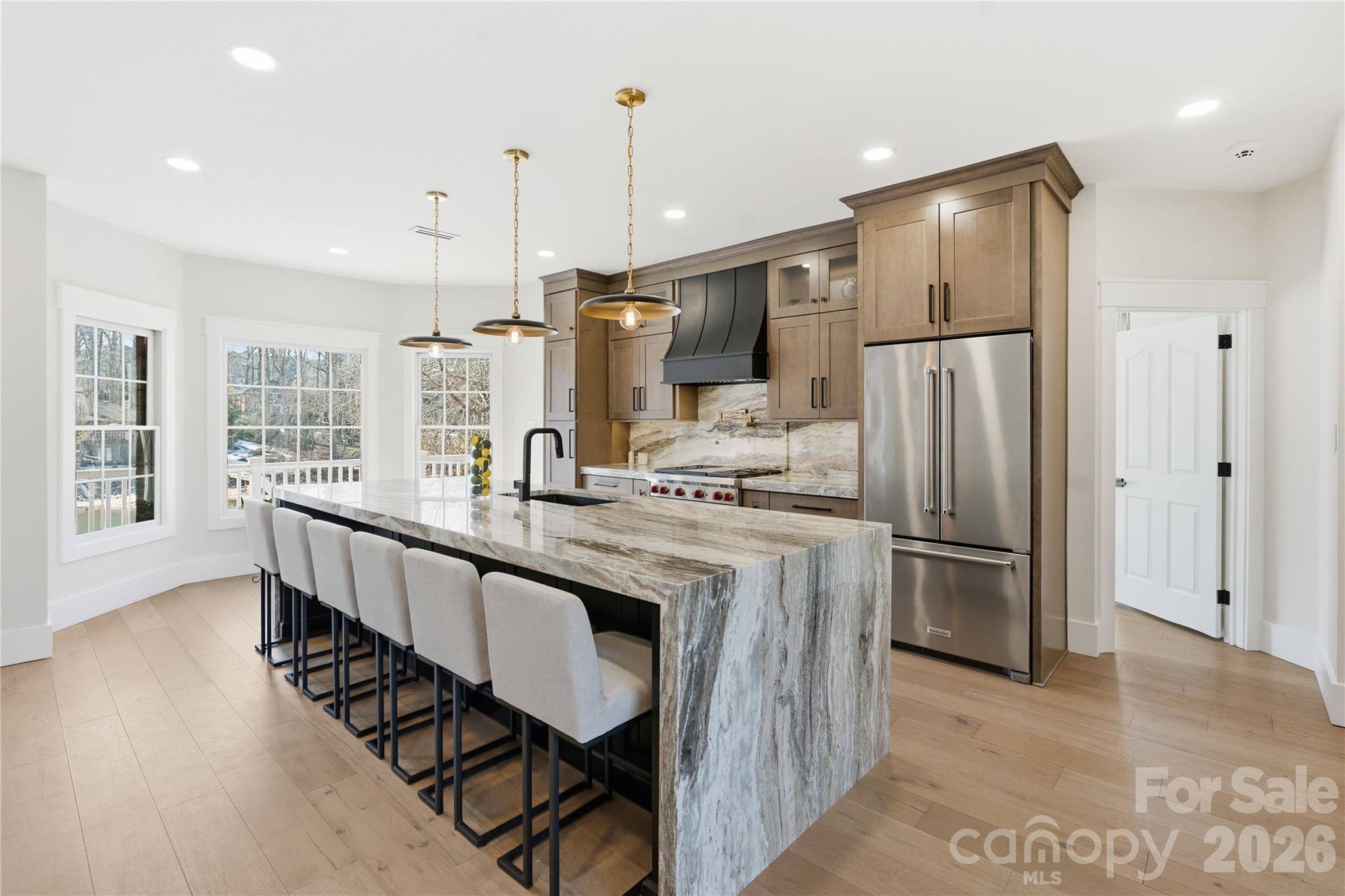 388 Ponderosa CIR, Mooresville, NC 28117